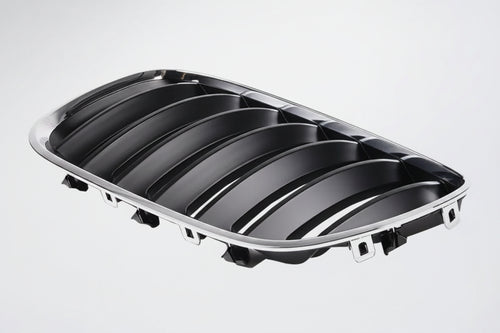 Bonnet Grille - BMW E53 X5-Series - Black With Chrome Frame - LCI Models - Left
